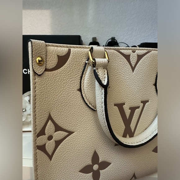 LV OnTheGo BB small shoulder/handbag - Picture 5 of 7